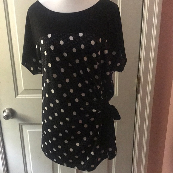Polka dot side tie top - Picture 1 of 9